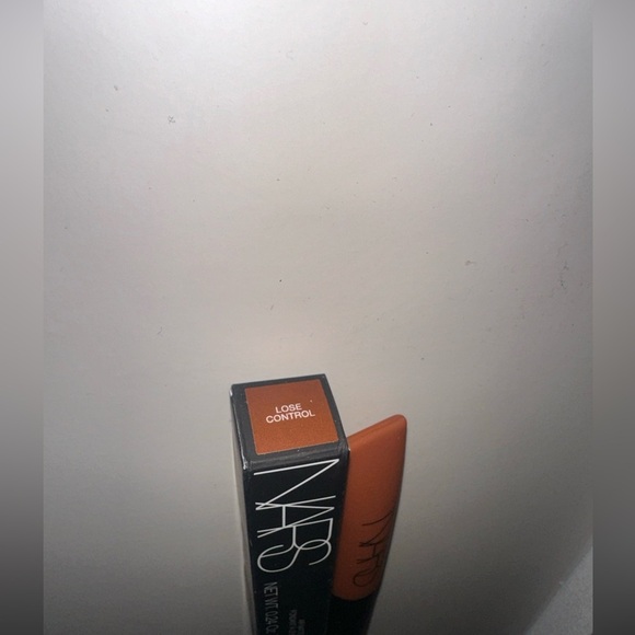 NARS AIR MATTE LIP COLOR-Lose Control. NEW! - Picture 5 of 6